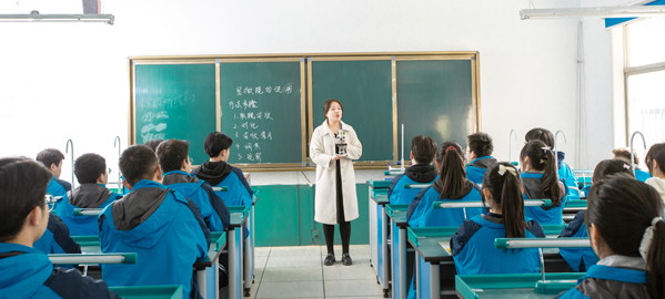 王益引入导师机制，准确把握考试方向