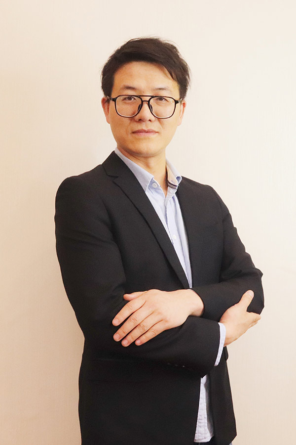 王益李林科 本科学历,毕业于西安石油大学
